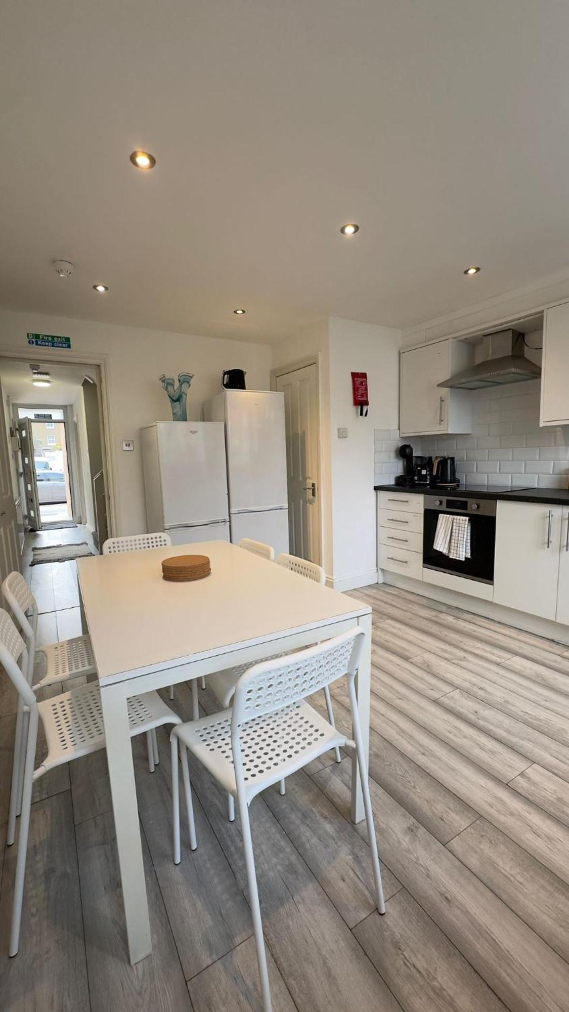 15 Min To Central London Guest Suites 22 Exterior photo