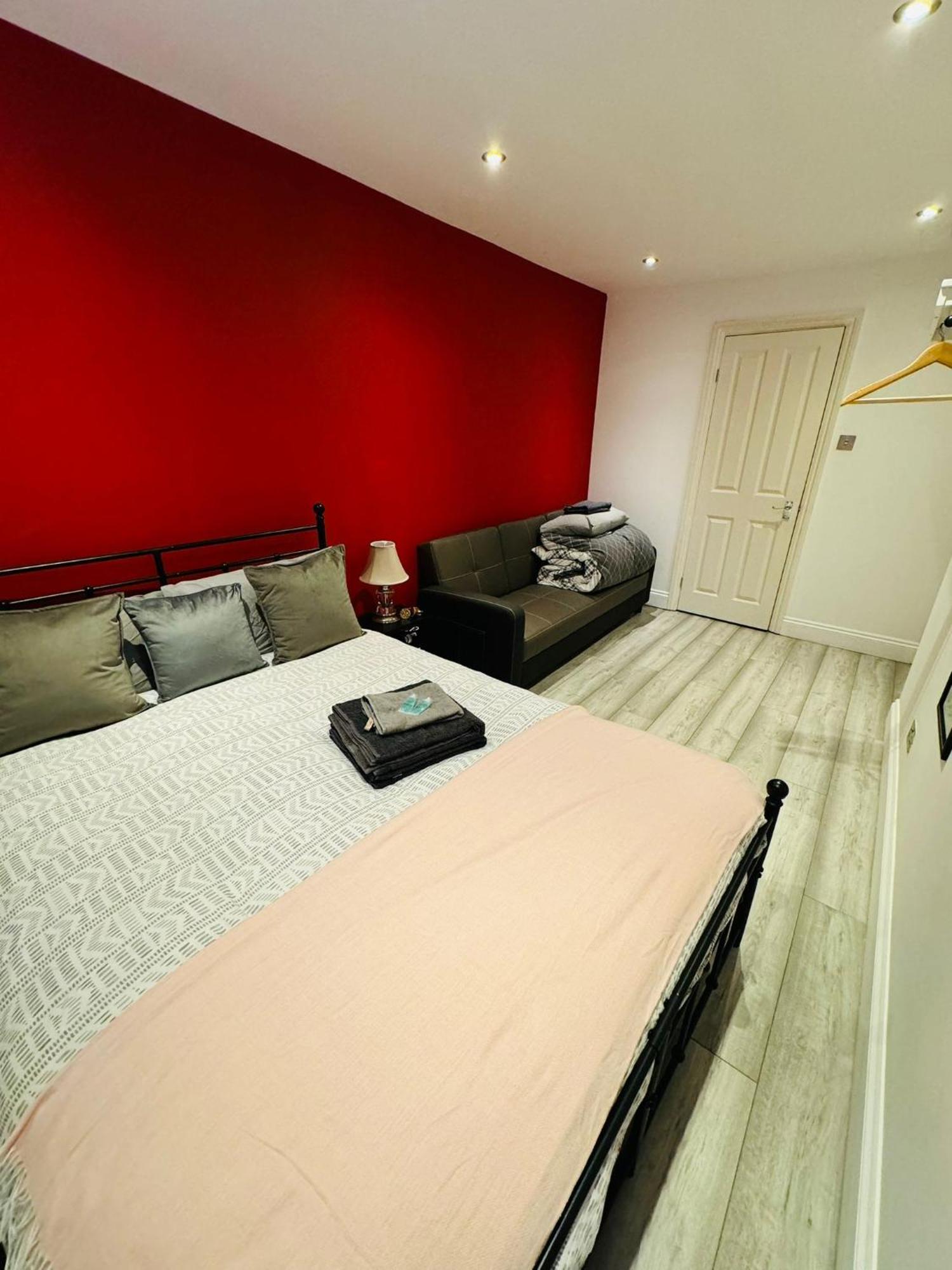 15 Min To Central London Guest Suites 22 Room photo