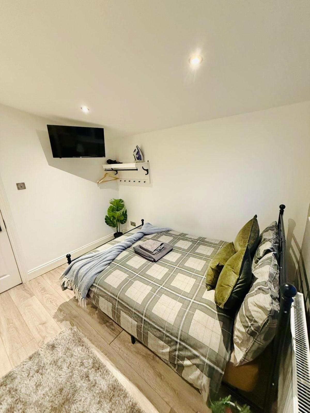 15 Min To Central London Guest Suites 22 Exterior photo